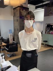 -FRIDAY星期五专业美发沙龙