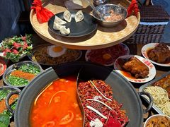 -萍姐火锅·公路夜市(武汉首店)