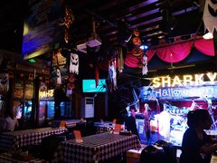 -鲨鱼美式餐厅酒吧Sharky
