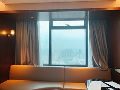 -上海龙之梦万丽酒店