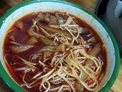 -咏勝锑锅麻辣烫(净居寺路总店)