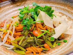 -拾味馆·浓鲜骨汤(光谷天地店)
