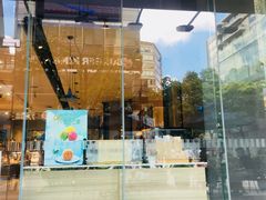 -巴黎贝甜(大宁国际商业广场店)