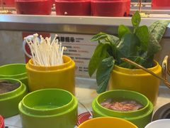 -卤小弄热卤转转小火锅