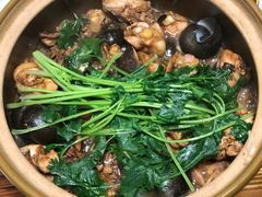 招牌必点-田螺鸡煲-食爺炭炉鸡煲·烧烤
