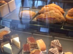 -星巴克臻选(莘庄仲盛店)