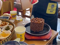 -包整·丝娃娃(一览甲秀楼风景店)