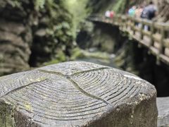 -龙水峡地缝景区