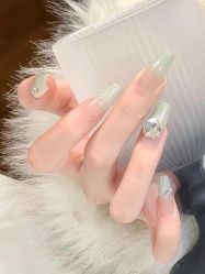 -悦指间美甲美睫
