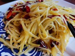炝炒土豆丝-山城遇宴·重庆江湖菜(五道口银谷大厦店)