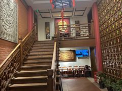 -梅龙镇酒家(南京西路总店)