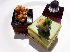 -领鲜活海鲜榴莲自助火锅(东门店)