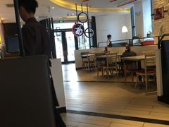 大堂-必胜客(武汉欢乐谷店)
