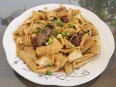 -壹阁胡羊焖饼(特色小吃街店)