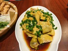 -魏铭鱼头捞饭(晋阳路店)