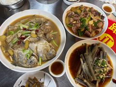 -健跳小海鲜(人民路店)