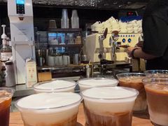 -Common Table · Brunch & Coffee