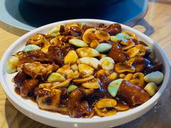 腊八蒜烧肥肠-金豆角砂锅焖面(安贞店)