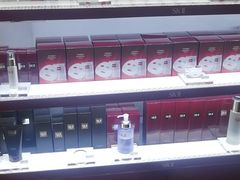 -日上免税店(三径路t3店)