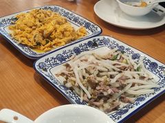 雪菜芦苇根炒肉-品鲜村农家菜·阳澄湖大闸蟹(总店)