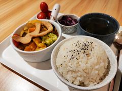 咖喱蔬菜盖浇饭套餐-轻蔬不用等·素食(江苏路店)