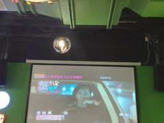 -川渝窈妹纸包鱼·齐齐哈尔烤肉