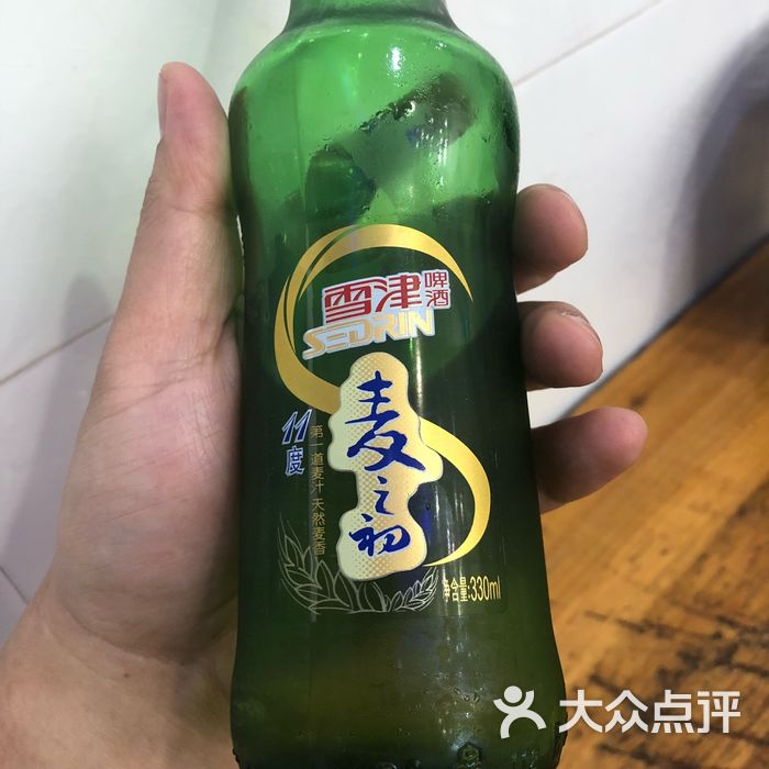 金家港海鲜大排档 雪津麦之初啤酒                 柒月729