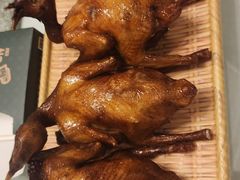 -五谷芳乳鸽王(梅沙老店)