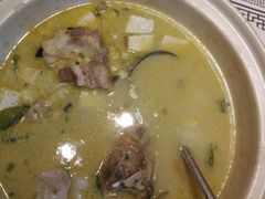 -丹江口渔村·湘味厨房(桃园店)
