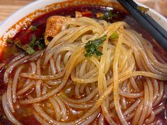麻辣米线-老字号杨坡红油米线腊汁肉夹馍(东四道巷店)