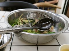 -周良天山牛杂城(天山路总店)