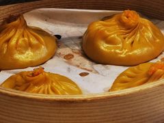手拆蟹黄金蟹粉小笼包-苏小柳手作点心x茶叙小院(徐家汇分院)