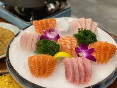 -青瓦餐厅·生鱼片·韩园烤肉(西塔店)