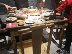 包厢-小龙坎老火锅(华飞店)