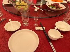 -西安唐隆国际酒店(大雁塔大唐不夜城店)