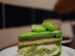 茉莉青提抹茶奶油-black rainbow coffee