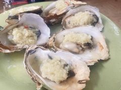 炭烧蒜蓉生蚝-贞姨美食·老字号海鲜大排档