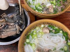 -正宗李家土鸡米线店
