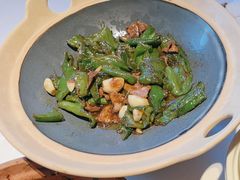 -八府香鸭·啫啫煲(华山路店)