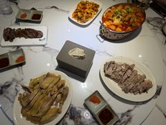 -贯贯吉·清真餐厅(浙江中路店)