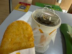 -麦当劳(合肥南站候车层)