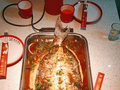 -蜀渔港·鱼缸烤鱼店(华山珑城店)