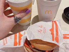 -麦当劳(静安寺店)