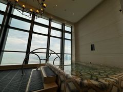 -珠海瑞吉酒店游泳池