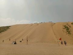 -亿利库布其七星湖沙漠生态旅游区