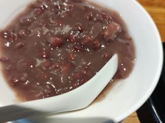 红豆沙芋圆-小金鬼·煎饺·鸽子汤