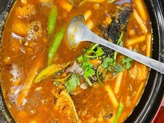 -有红鸡毛店·川菜(建设路店)