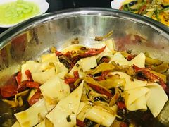 -弓虽昌焖烧鸡(大竹林店)