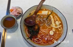 Kaili Sour Soup Beef Small Pot Noodles