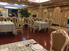 大堂-鱼翅楼·津派砂锅鱼翅(水上公园店)